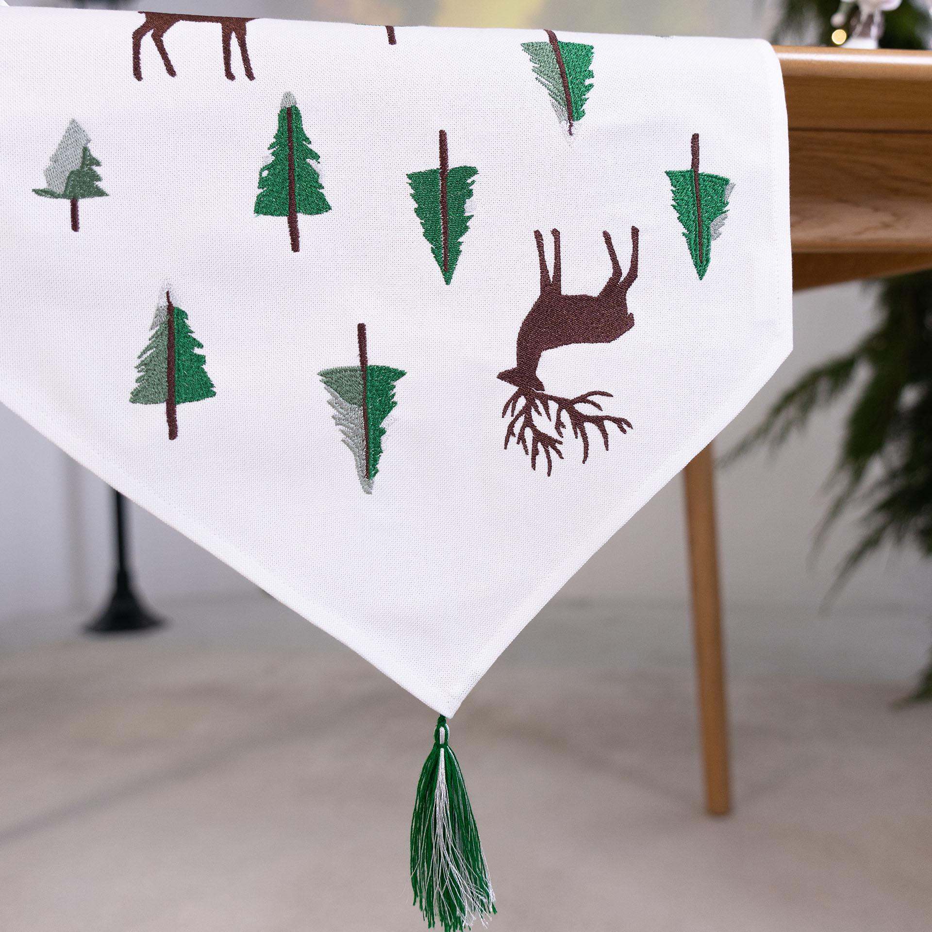 Доріжка на стіл новорічна Едельвіка Ялинковий ліс з китичками 1,6х0,4 м (549-25//09) - фото 4 Доріжка на стіл новорічна Едельвіка Ялинковий ліс з китичками 1,6х0,4 м (549-25//09) - фото 4