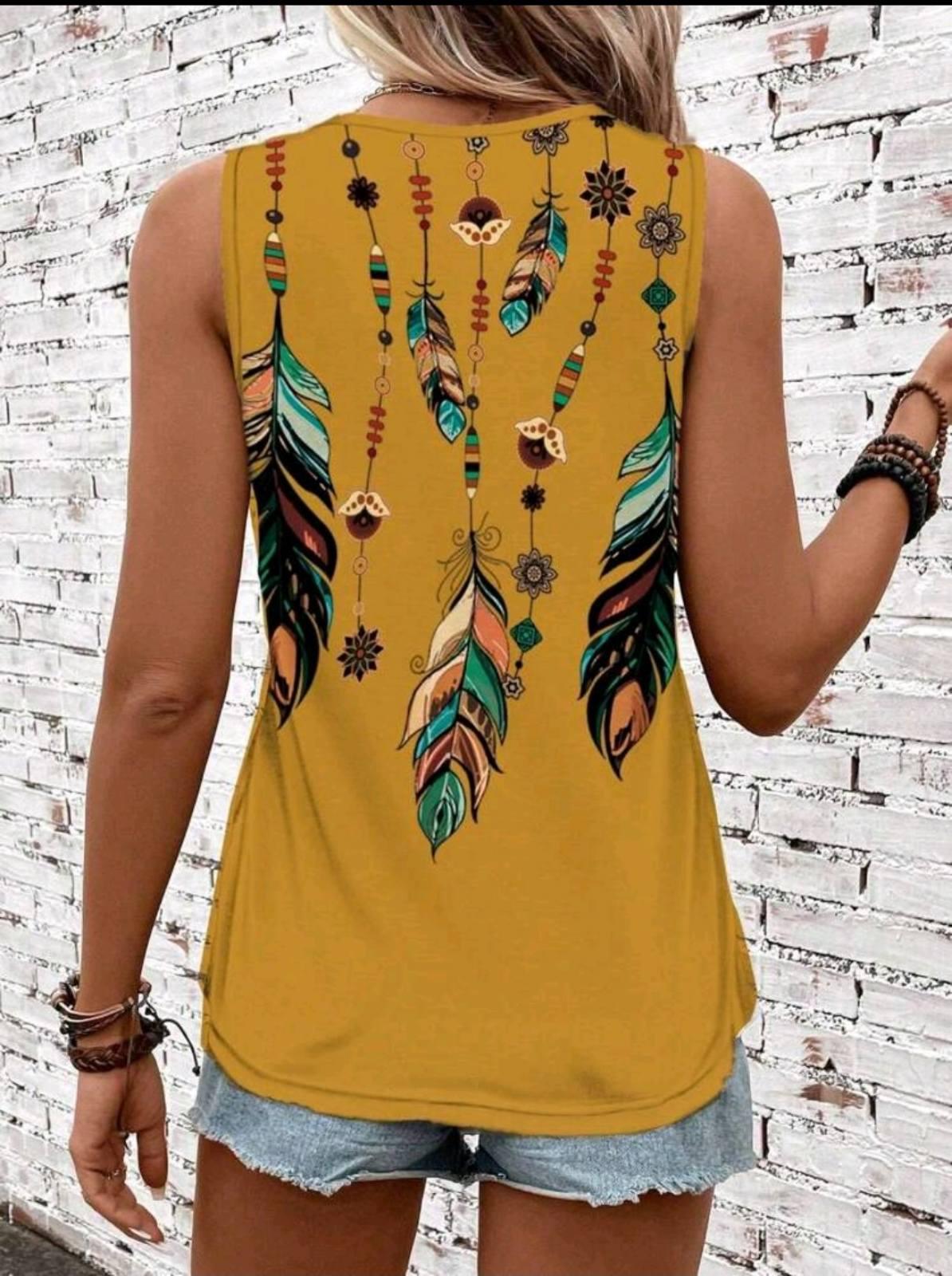 Майка женская Feathers с перьями M/L Горчичный/Разноцветный (27303986) - фото 3