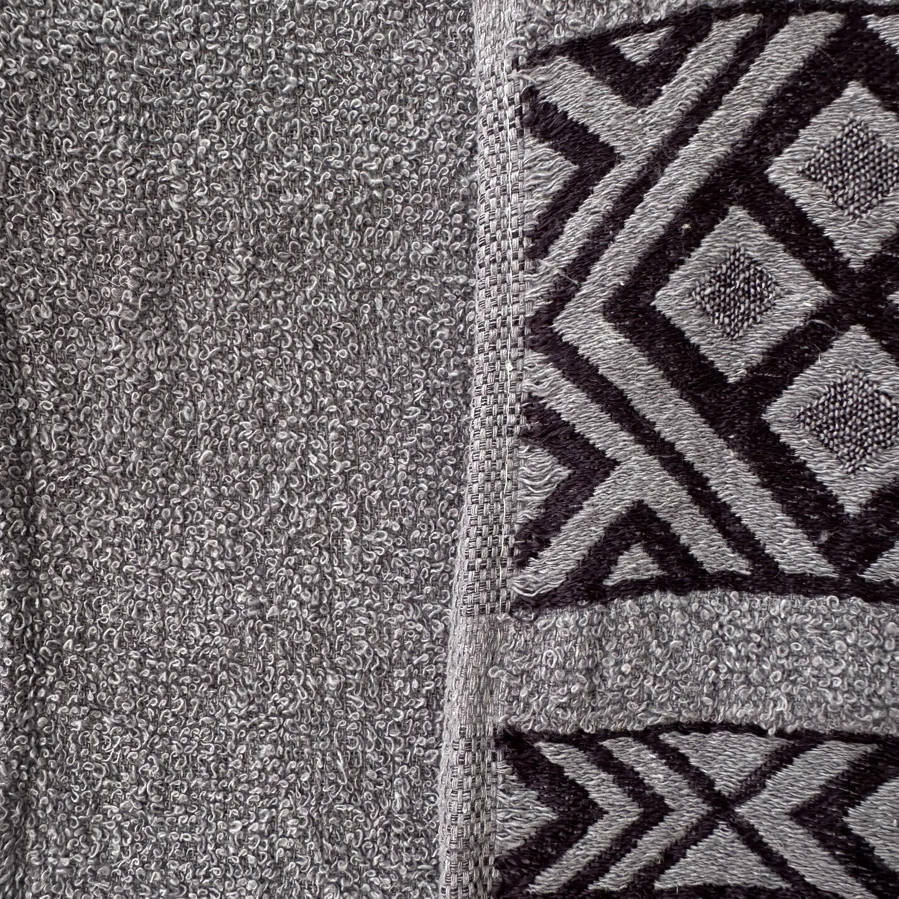 Рушник махровий Malloory Home 70x140 см Сірий (6726-2) - фото 4 Рушник махровий Malloory Home 70x140 см Сірий (6726-2) - фото 4