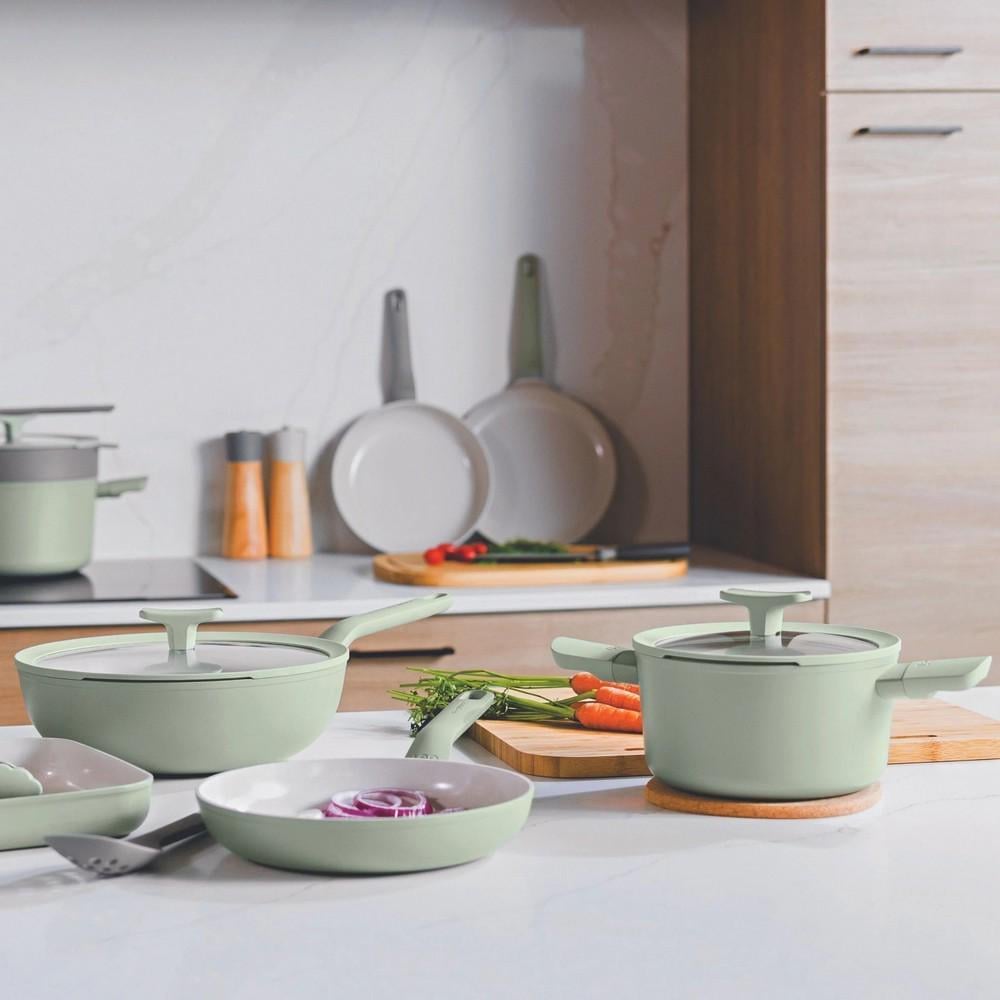 Сковородка для омлета с лопаткой BergHOFF Leo Balance Sage 24 см (3950464) - фото 4 Сковородка для омлета с лопаткой BergHOFF Leo Balance Sage 24 см (3950464) - фото 4