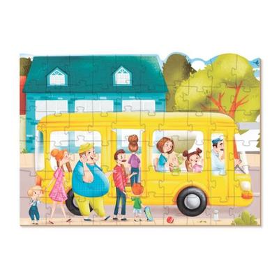 Пазлы Dodo Суматоха возле автобуса 300551 (4823115903389)