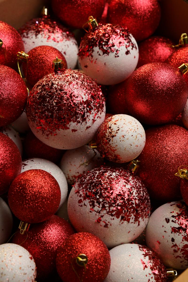 Ялинковий набір куль з блискітками Бите Скло Червоний/ілий (VYA678117) - фото 3 Ялинковий набір куль з блискітками Бите Скло Червоний/ілий (VYA678117) - фото 3