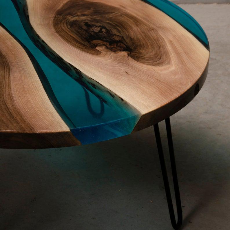 Стол журнальный Сидней дизайнерский река круглый из прозрачной эпоксидная смолы и массива ореха 800х480 мм - фото 6 Стол журнальный Сидней дизайнерский река круглый из прозрачной эпоксидная смолы и массива ореха 800х480 мм - фото 6