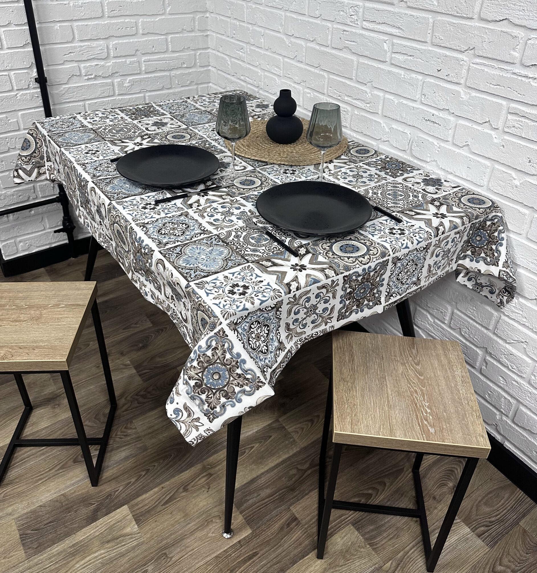 Скатерть водоотталкивающая Comfort Home Abstraction с тефлоновым покрытием 140x180 см