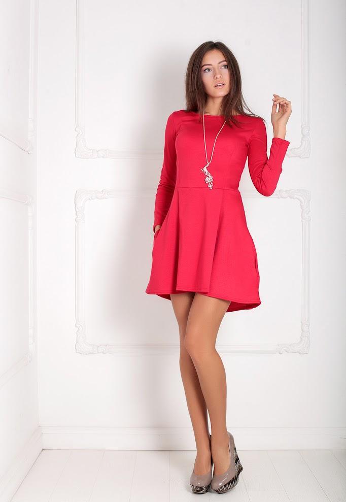 Платье женское Podium Alay 15006-RED M Красный