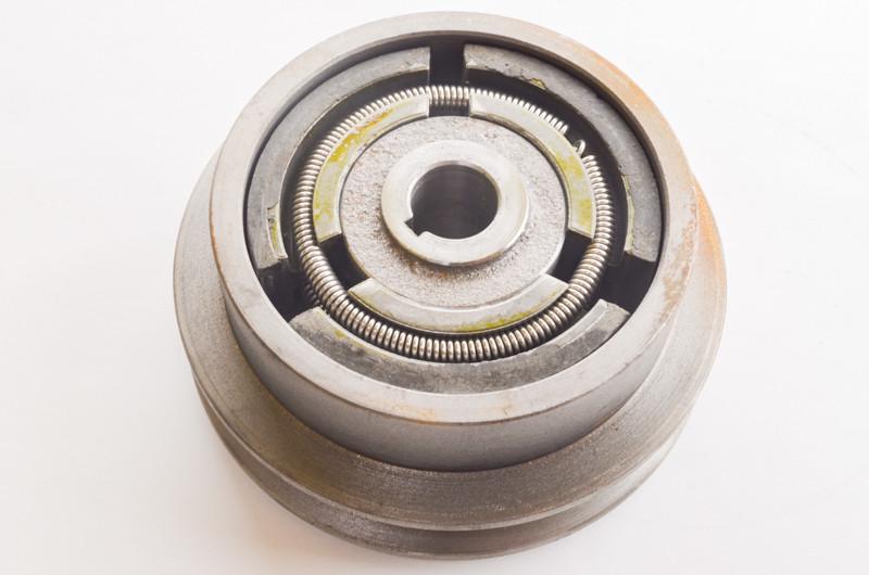 Сцепление для виброплиты под 1 ремень профиль В 19х130 мм 160/168/200F (4596)