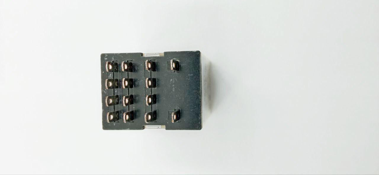 Реле Omron MY4IN 220/240VAC S 5A 250VAC 26x21x35 мм (19089) - фото 4