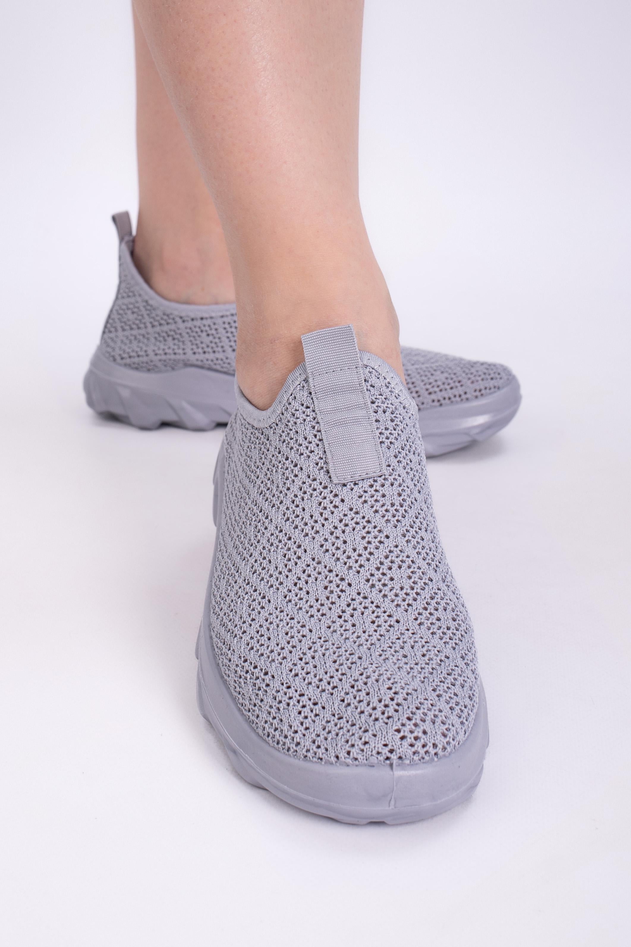 Слипоны женские Fashion 350968 р. 41 Серый
