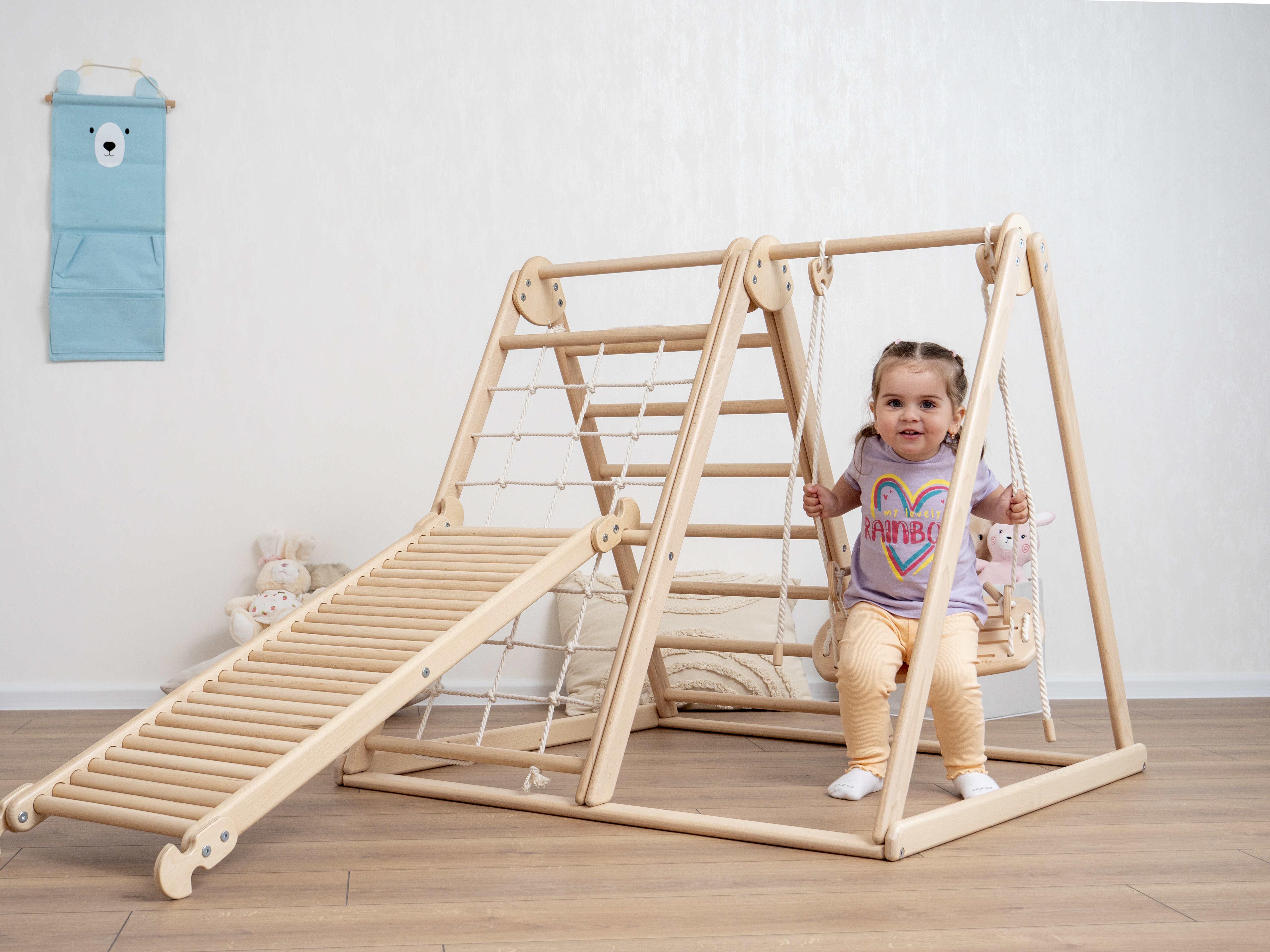 Комплекс трикутний Woodandhearts малий з масажною гіркою та гойдалкою Натуральне дерево (AANK001)