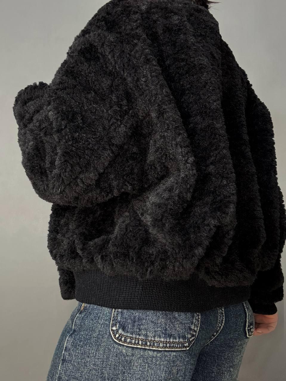 Шуба жіноча Lady Yep 10016 хутро тедді бомбер коротка оверсайз р. 44 Чорний (5897) - фото 6 Шуба жіноча Lady Yep 10016 хутро тедді бомбер коротка оверсайз р. 44 Чорний (5897) - фото 6