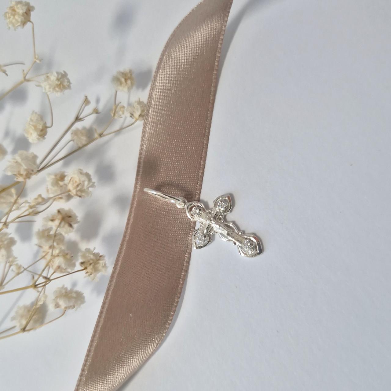 Крест прямой с белыми камнями серебро 925 пробы 1,20 г (3023б)