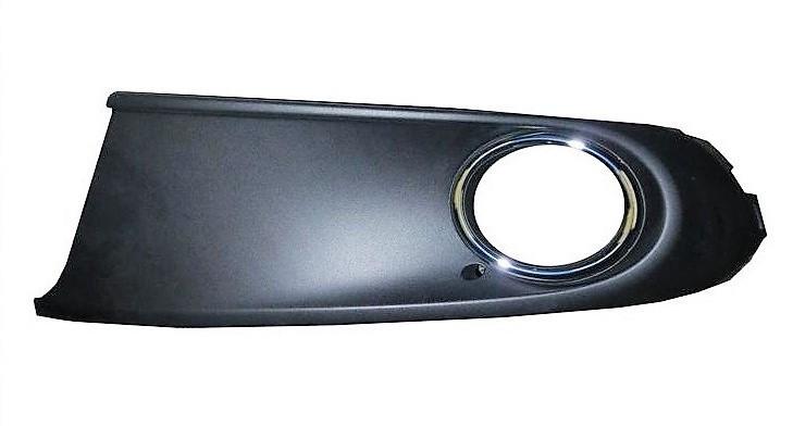 Решетка бампера AVTM Volkswagen Polo V SDN 09-15 левая с отверстиями противотуманок Хром (7426 913)