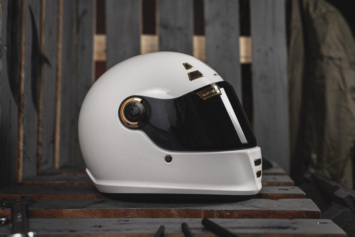 Мотошлем MT HELMETS Jarama Solid S Gloss White (25136) - фото 3