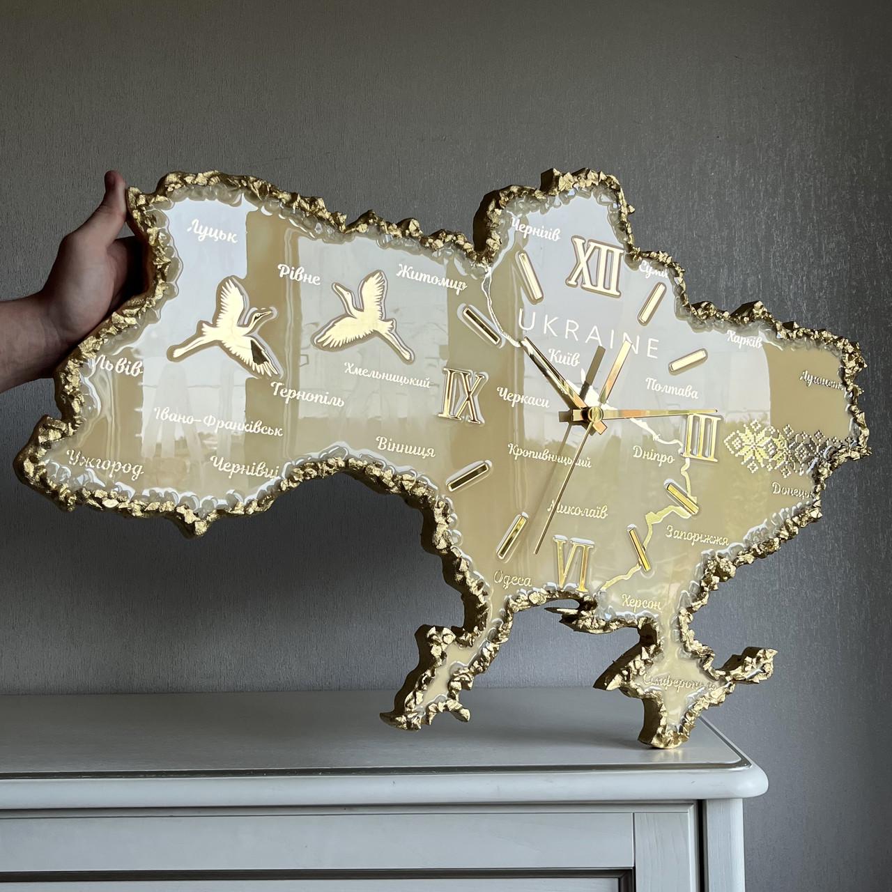 Часы настенные из эпоксидной смолы Карта Украины 60х38 см
