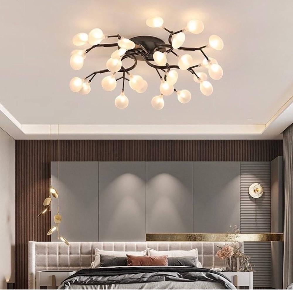 Люстра потолочная с белыми лепестками на 28 ламп Черный (H 686/28 NEW BK FR)