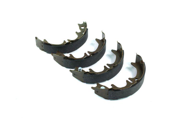 Колодки тормозные барабанные RIDER RD.2638GS8714 Toyota avensis 1.6-2.0 97-03 Camry 96-01 задние