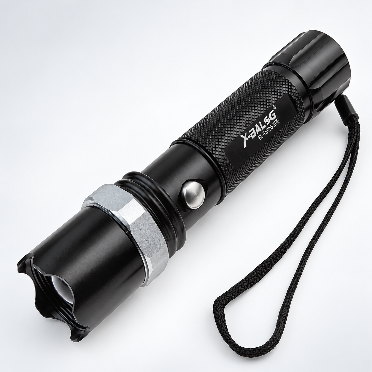 Фонарь ручной светодиодный X-balog BL-T8626-XPE с Zoom и аккумулятором 18650 Черный
