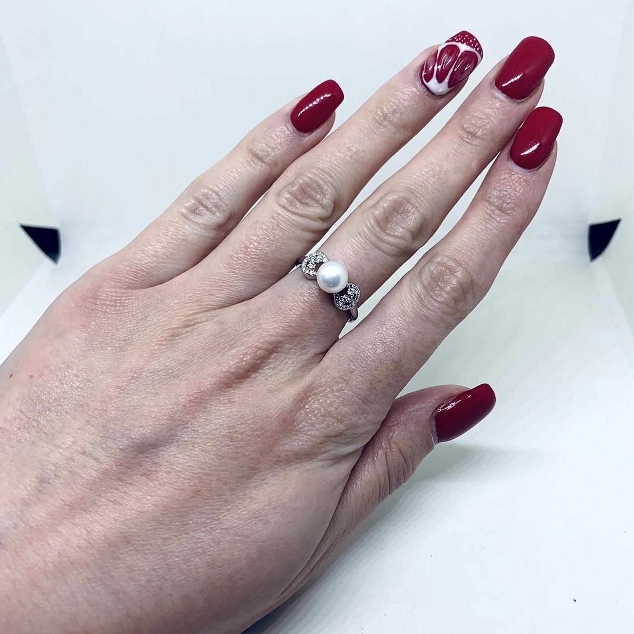 Кольцо серебряное с жемчугом и кубическим цирконием р. 16,5 2,44 г (1544124384) Кольцо серебряное с жемчугом и кубическим цирконием р. 16,5 2,44 г (1544124384)