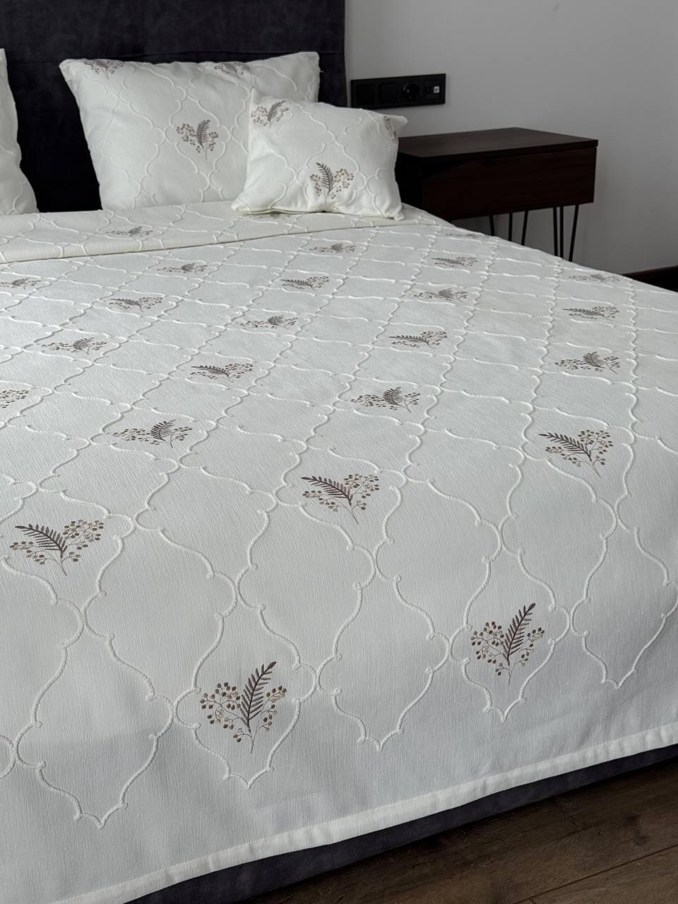 Покрывало Барокко №6 хлопок 240х250 см Молочный (55677-6-240x250cm) - фото 2 Покрывало Барокко №6 хлопок 240х250 см Молочный (55677-6-240x250cm) - фото 2