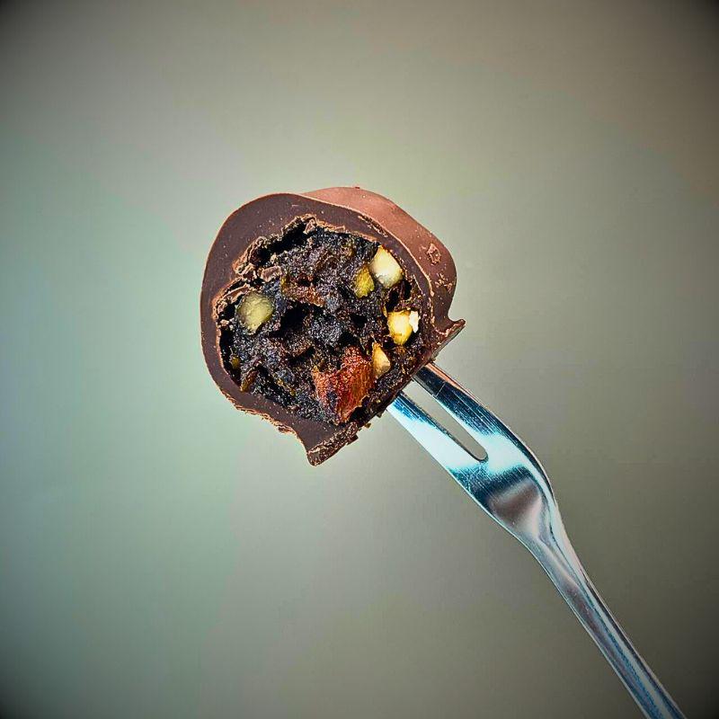 Конфеты Асал Сухофрукты и орехи в шоколадной глазури 1 кг в коробке 1 кг (Asal-candies-PDAA) - фото 3 Конфеты Асал Сухофрукты и орехи в шоколадной глазури 1 кг в коробке 1 кг (Asal-candies-PDAA) - фото 3