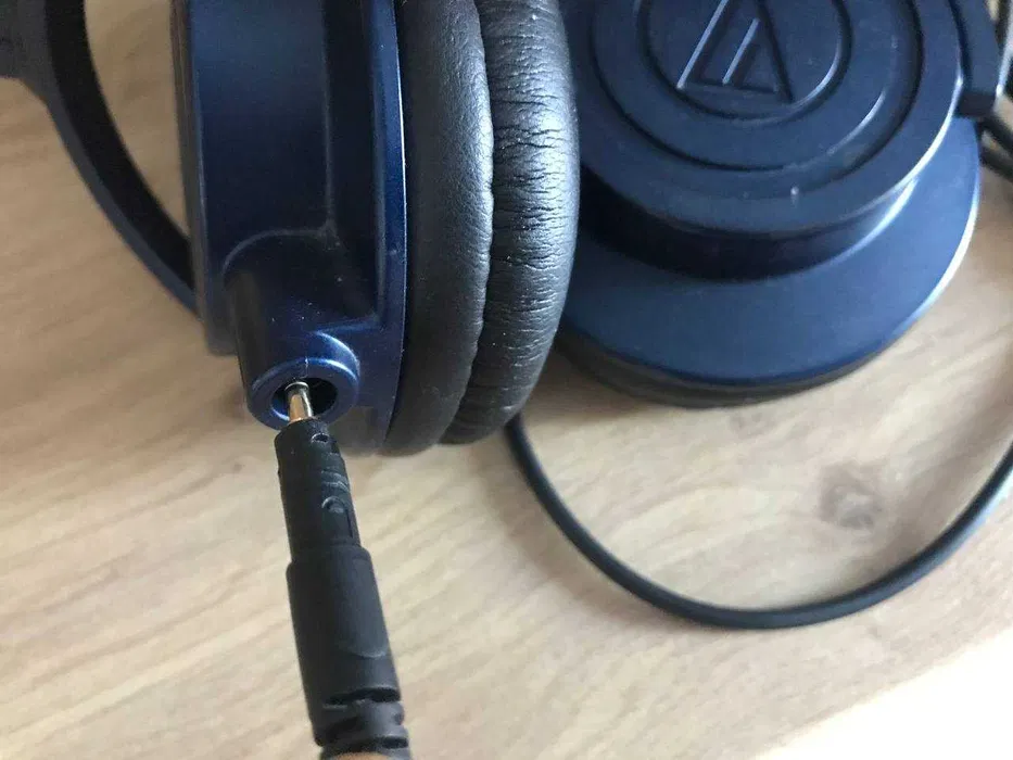 Кабель-провод прямой для наушников Audio-Technica ATH-M40X/M50X/M60X/M70X (2703086627) - фото 6 Кабель-провод прямой для наушников Audio-Technica ATH-M40X/M50X/M60X/M70X (2703086627) - фото 6