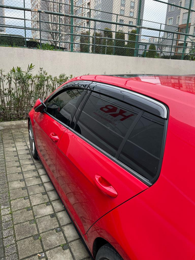Ветровики с хромированным молдингом Sunplex HB 4 шт. для Volkswagen Golf 6 2008-2014 гг. полистирол Черный (133783)