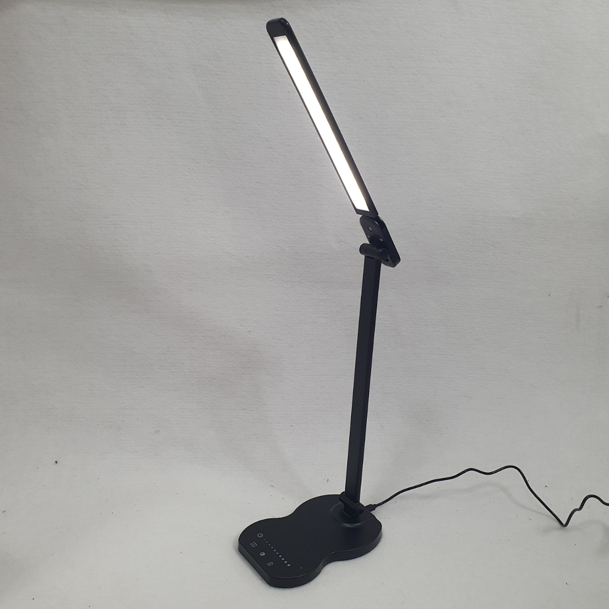 Лампа настольная LED с беспроводной зарядкой и складной конструкцией портом USB и таймером (HA-85)