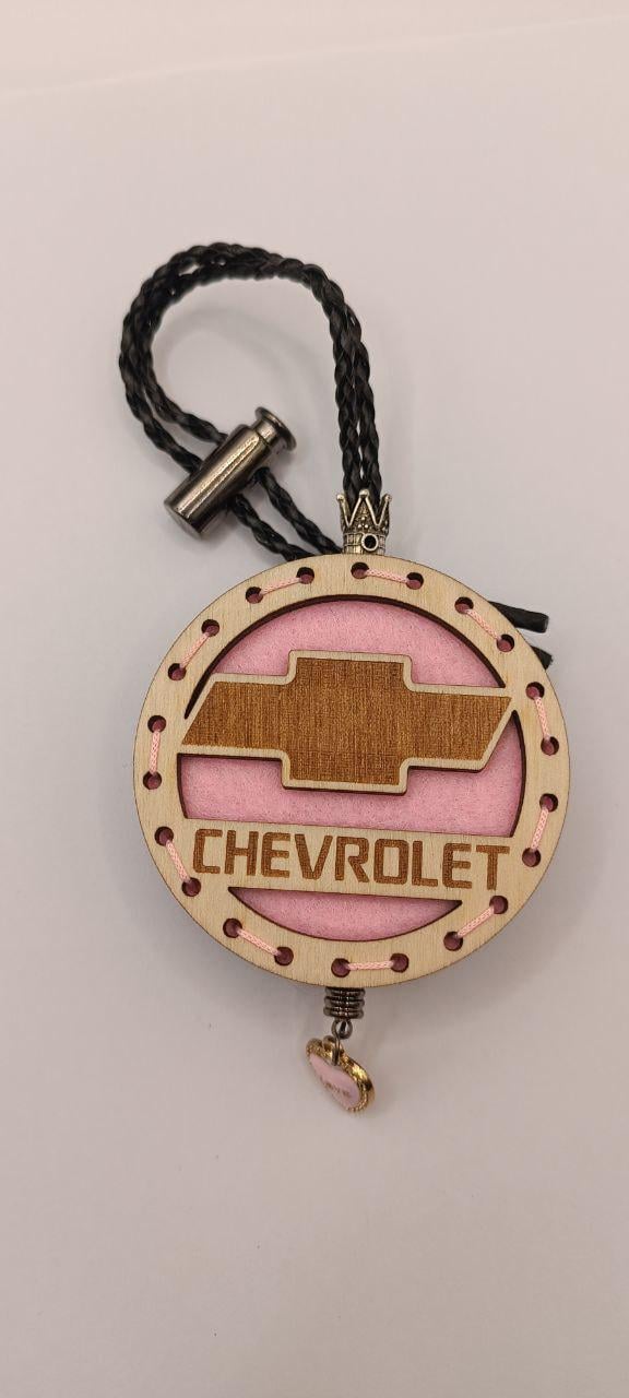 Ароматизатор для авто Chevrolet из дерева и войлока (26643225)