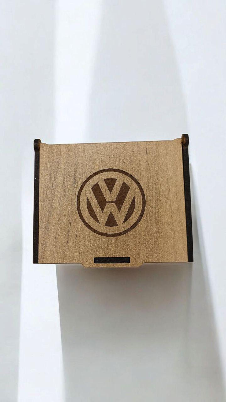 Ароматизатор в дифлектор для авто Volkswagen из дерева и войлока и аромапарфюм 5 мл (72) - фото 4 Ароматизатор в дифлектор для авто Volkswagen из дерева и войлока и аромапарфюм 5 мл (72) - фото 4