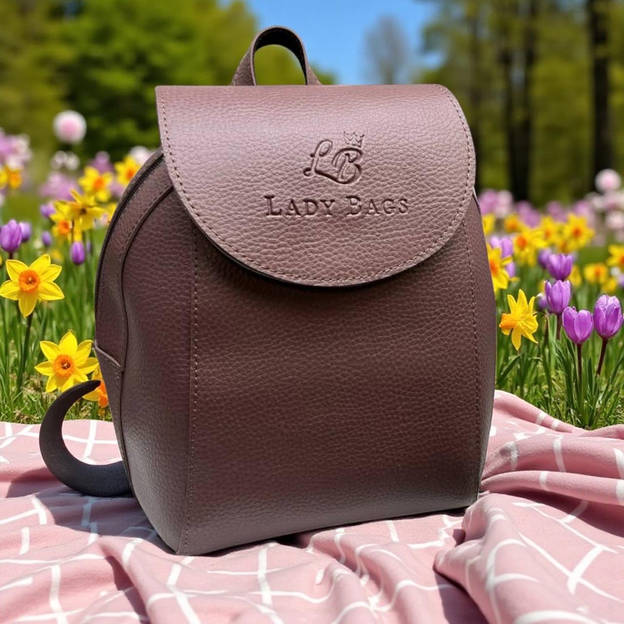 Рюкзак-трансформер через плечо городской под клапаном сумка-рюкзак 25х19 см Темная пудра - фото 2