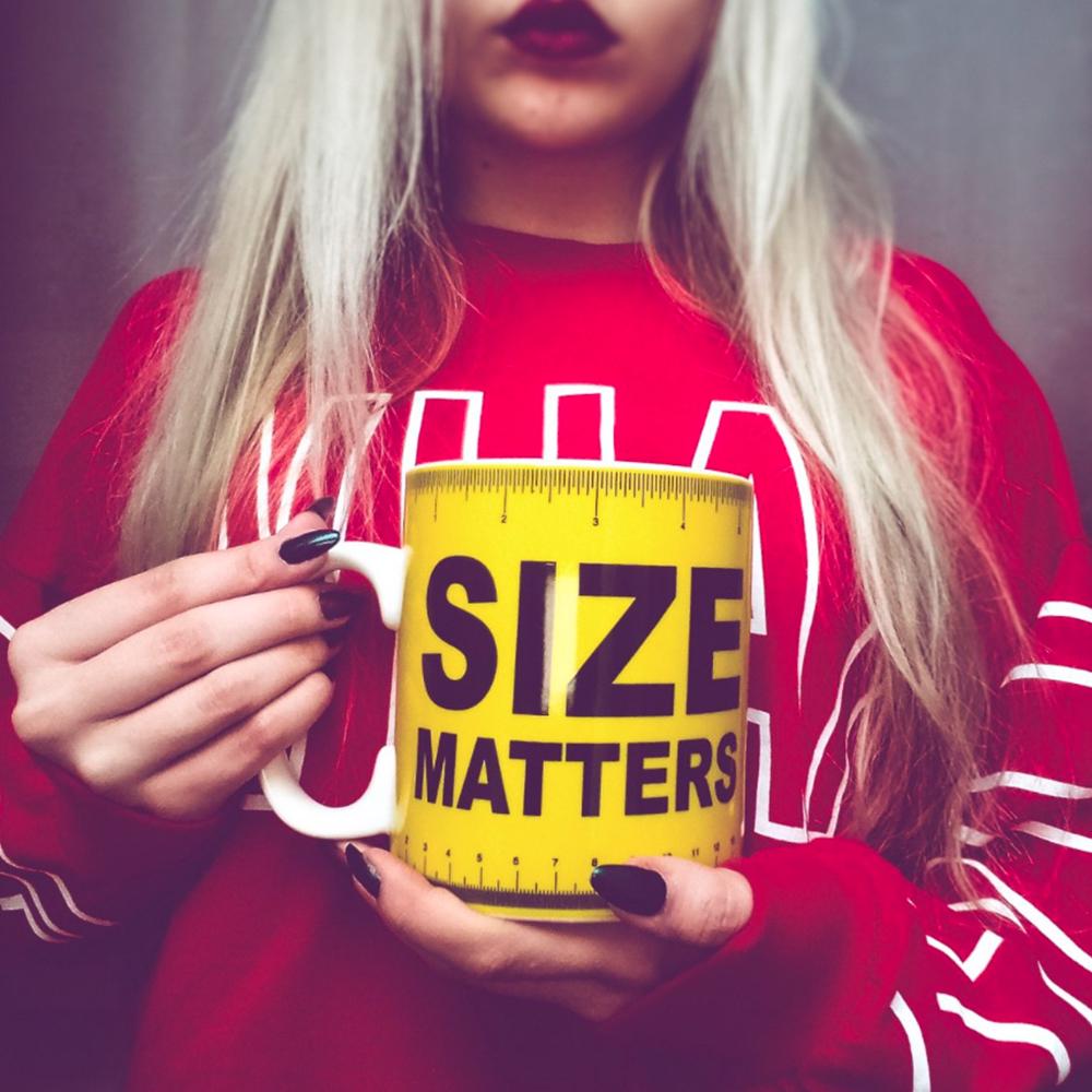 Чашка подарочная керамическая Size matters 1000 мл Желтый (27-PCK-4235) - фото 4