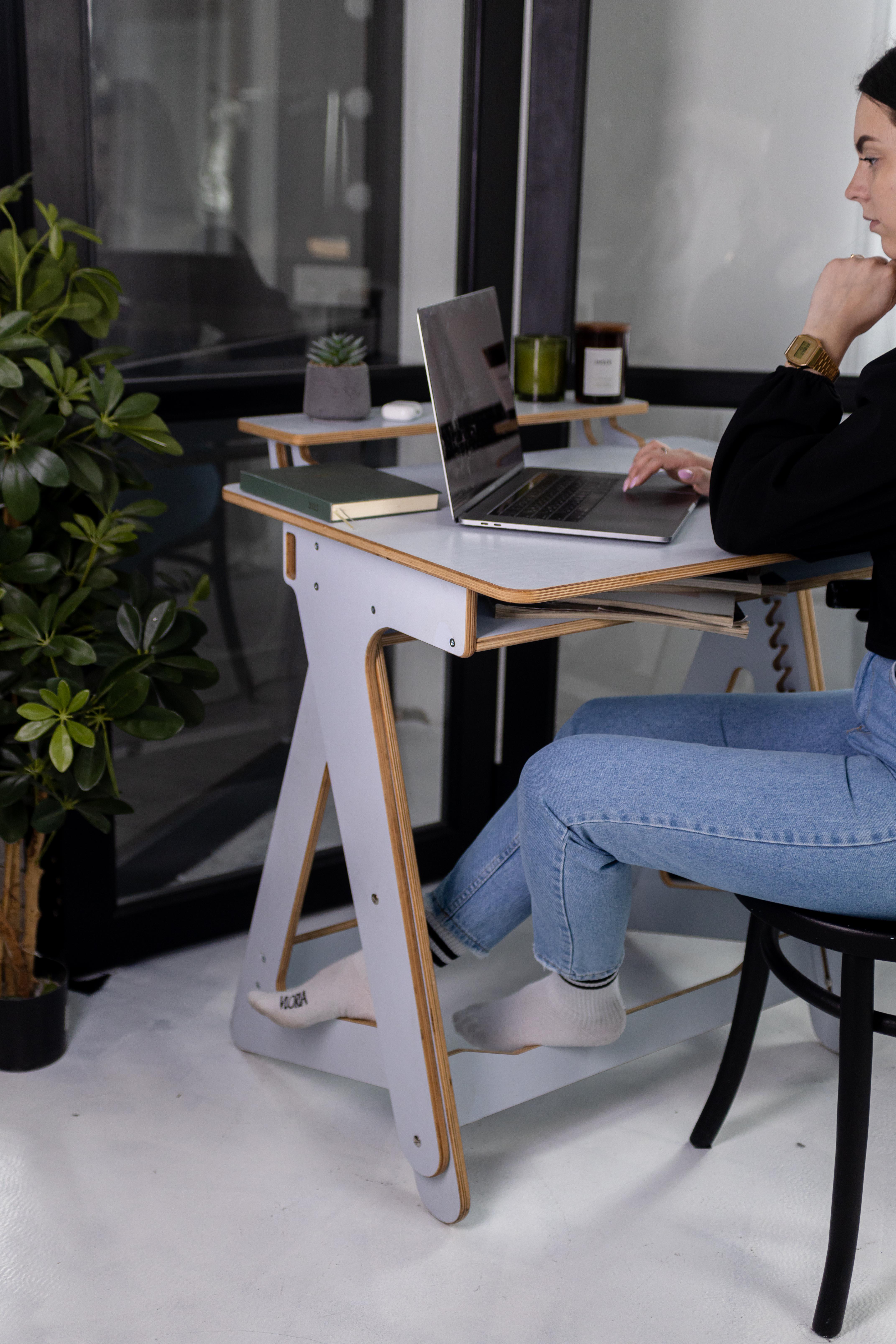 Комп'ютерний стіл Freelance Xl для роботи стоячи та сидячи з покриттям Блакитний (098765) - фото 8 Комп'ютерний стіл Freelance Xl для роботи стоячи та сидячи з покриттям Блакитний (098765) - фото 8