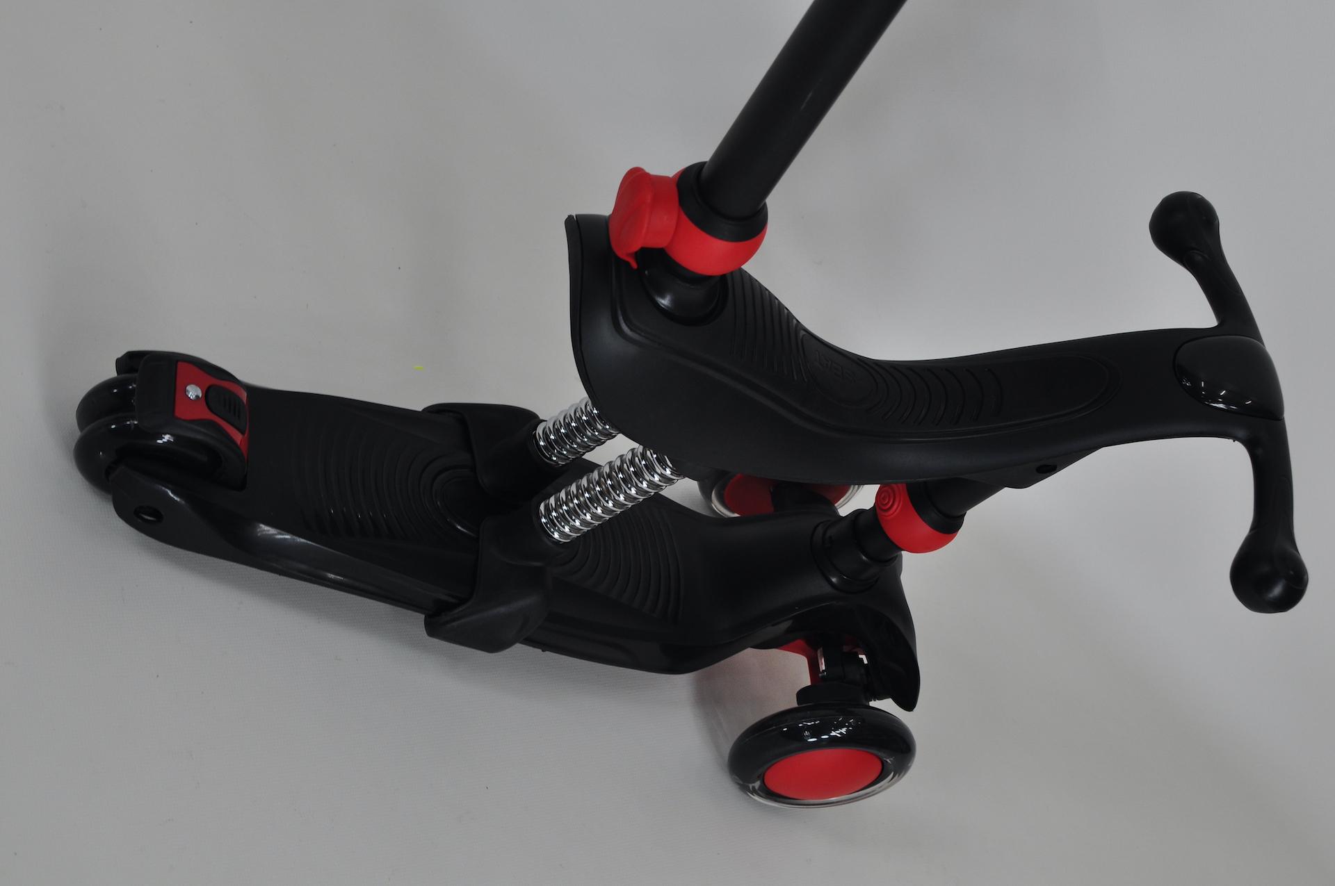 Самокат біговел Maraton Credo 3в1 дитячий триколісний з сидінням та батьківською ручкою Чорний - фото 14 Самокат біговел Maraton Credo 3в1 дитячий триколісний з сидінням та батьківською ручкою Чорний - фото 14