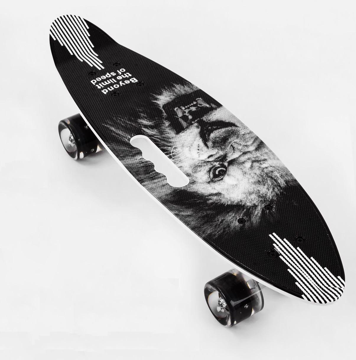 Скейтборд Best Board Lion с PU колесами светящимися Multicolor (104558)