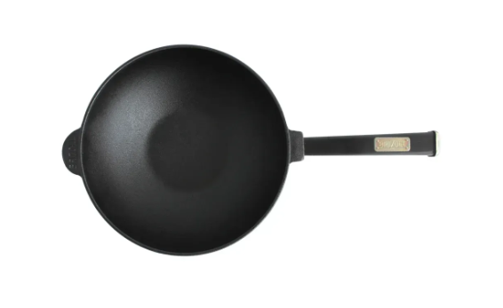 Сковорода чугунная Brizoll WOK с деревянной ручкой и стеклянной крышкой 2,2 л Black (W24HP1-6) - фото 3 Сковорода чугунная Brizoll WOK с деревянной ручкой и стеклянной крышкой 2,2 л Black (W24HP1-6) - фото 3