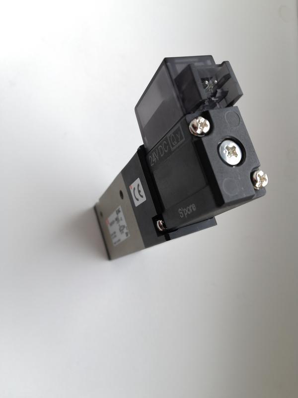 Пневматичний соленоїдний клапан SMC EVZ5123-5MOZ-01F-Q - фото 2 Пневматичний соленоїдний клапан SMC EVZ5123-5MOZ-01F-Q - фото 2