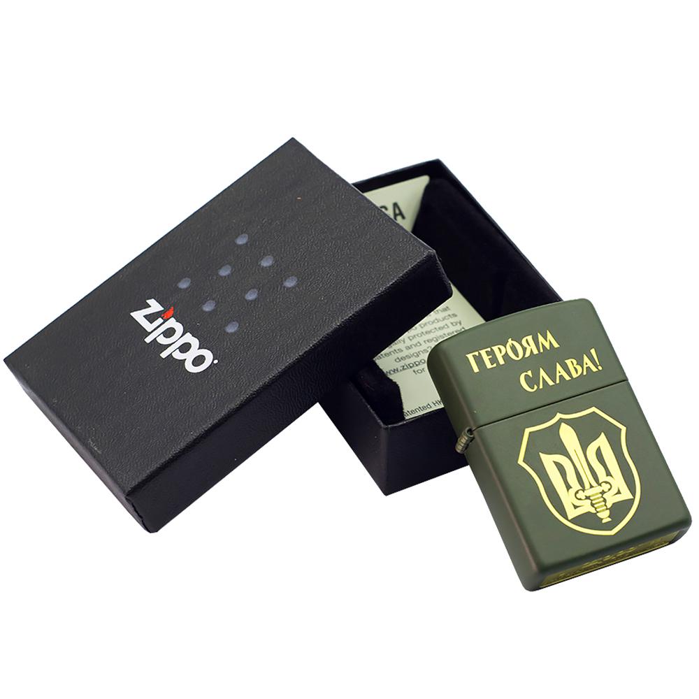 Запальничка ZIPPO Green Matte 221 TRM Тризуб-меч - фото 5