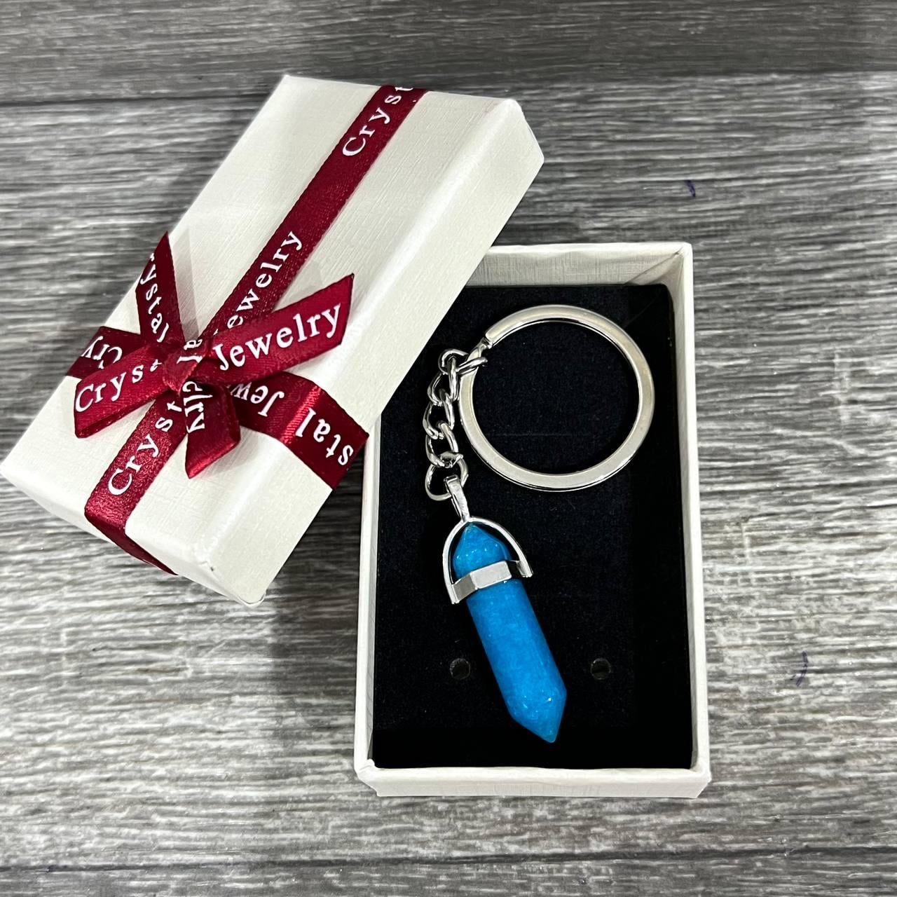 Кулон с натуральным камнем аквамарин голубой кристалл шестигранник на брелоке сталь в коробочке (16251)