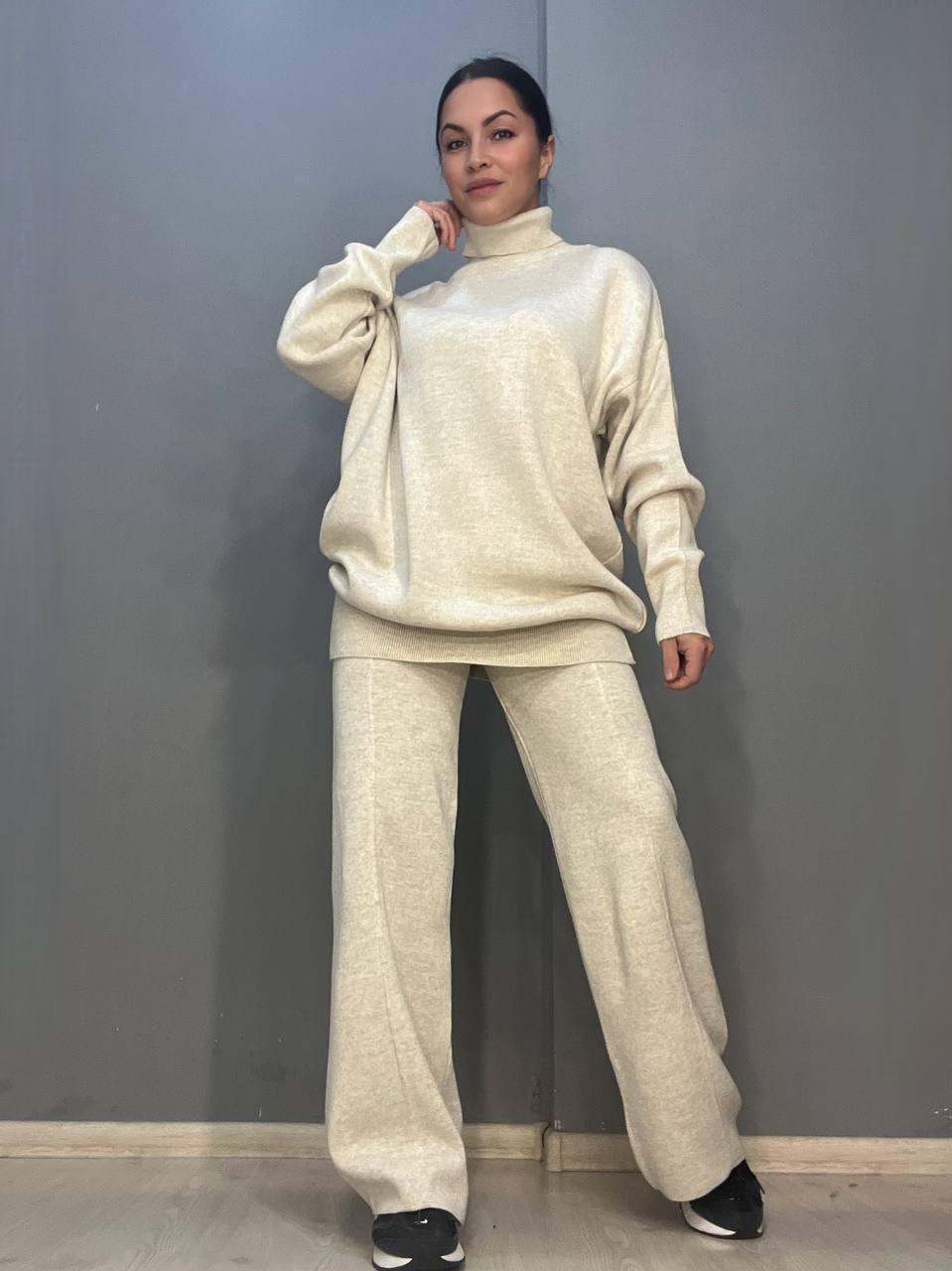 Костюм жіночий MY FASHION 202401-101 брюки зі стрілкою шнурок та светр OS Світло-бежевий (887) - фото 1 Костюм жіночий MY FASHION 202401-101 брюки зі стрілкою шнурок та светр OS Світло-бежевий (887) - фото 1