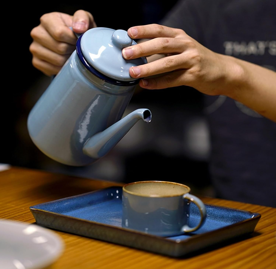 Чайник стальной с крышкой для газовой плиты из нержавеющей стали эмалированный 1 л Голубой (93888) - фото 5 Чайник стальной с крышкой для газовой плиты из нержавеющей стали эмалированный 1 л Голубой (93888) - фото 5