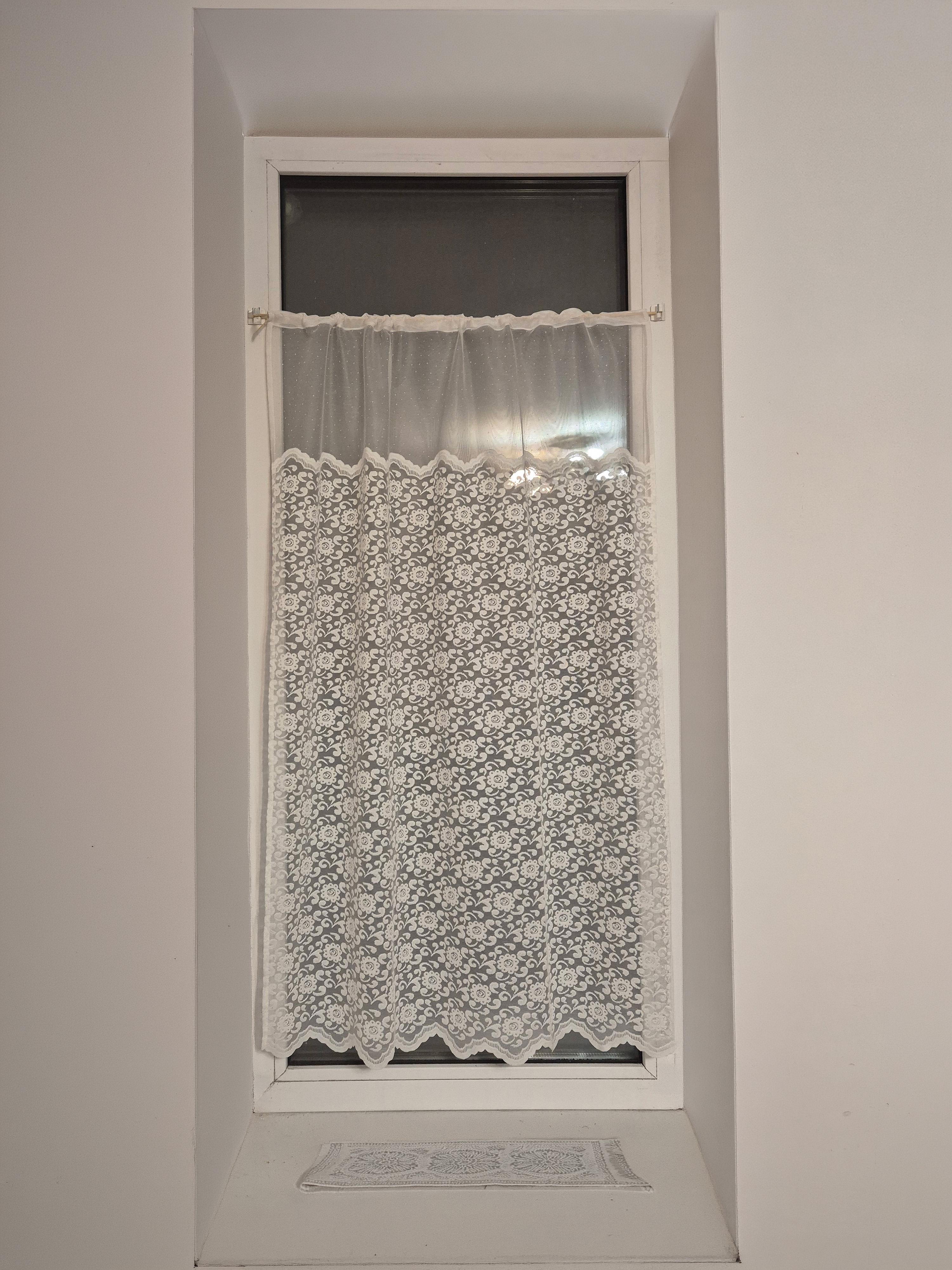 Занавеска из гипюра на оконную створку Lumelle Flowers 73x109 см Молочный (12_8ф)