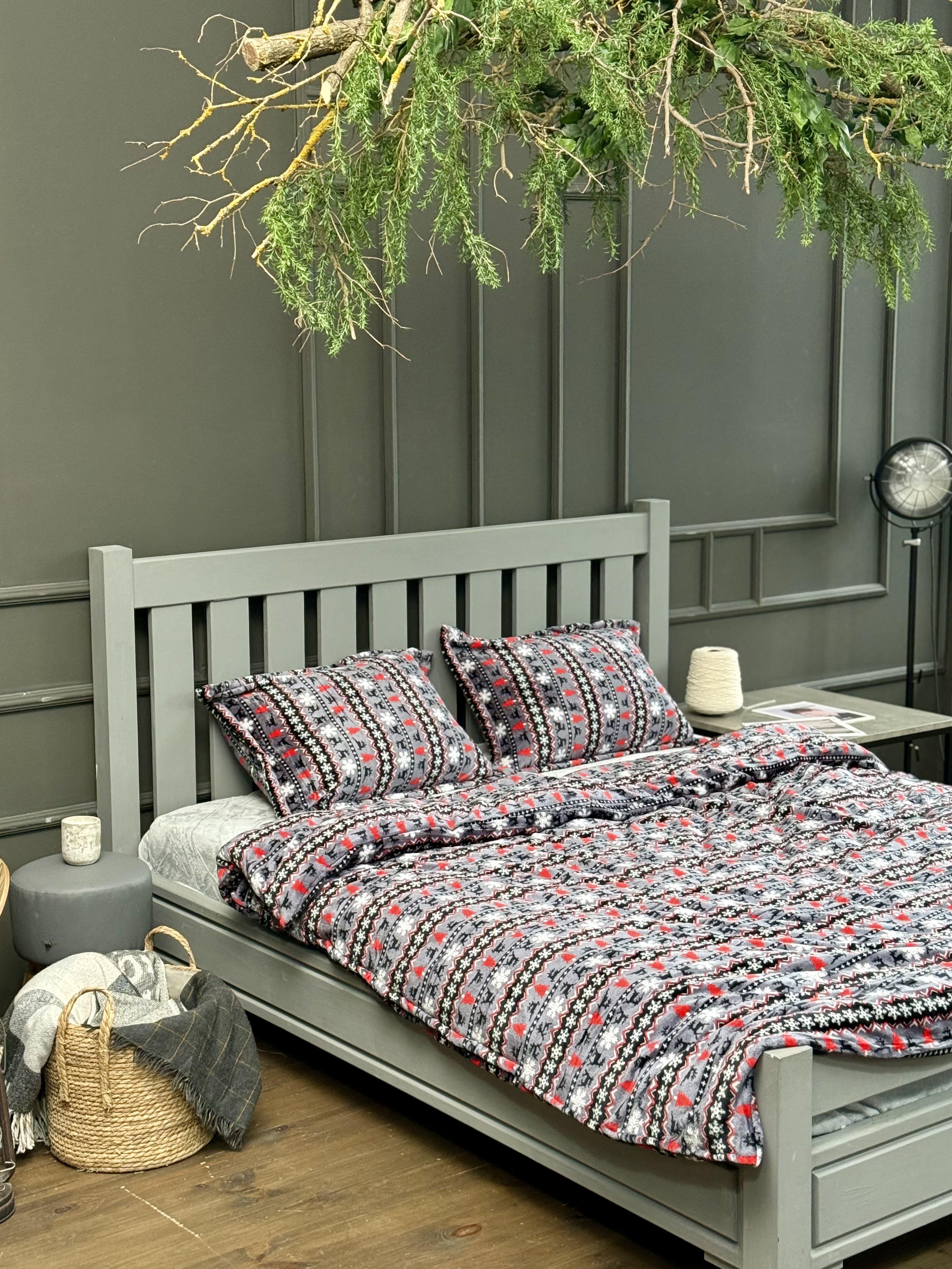 Комплект постельного белья на резинке Северная сказка плюш семейный/наволочки 50х70/70x70 см (9062) - фото 2