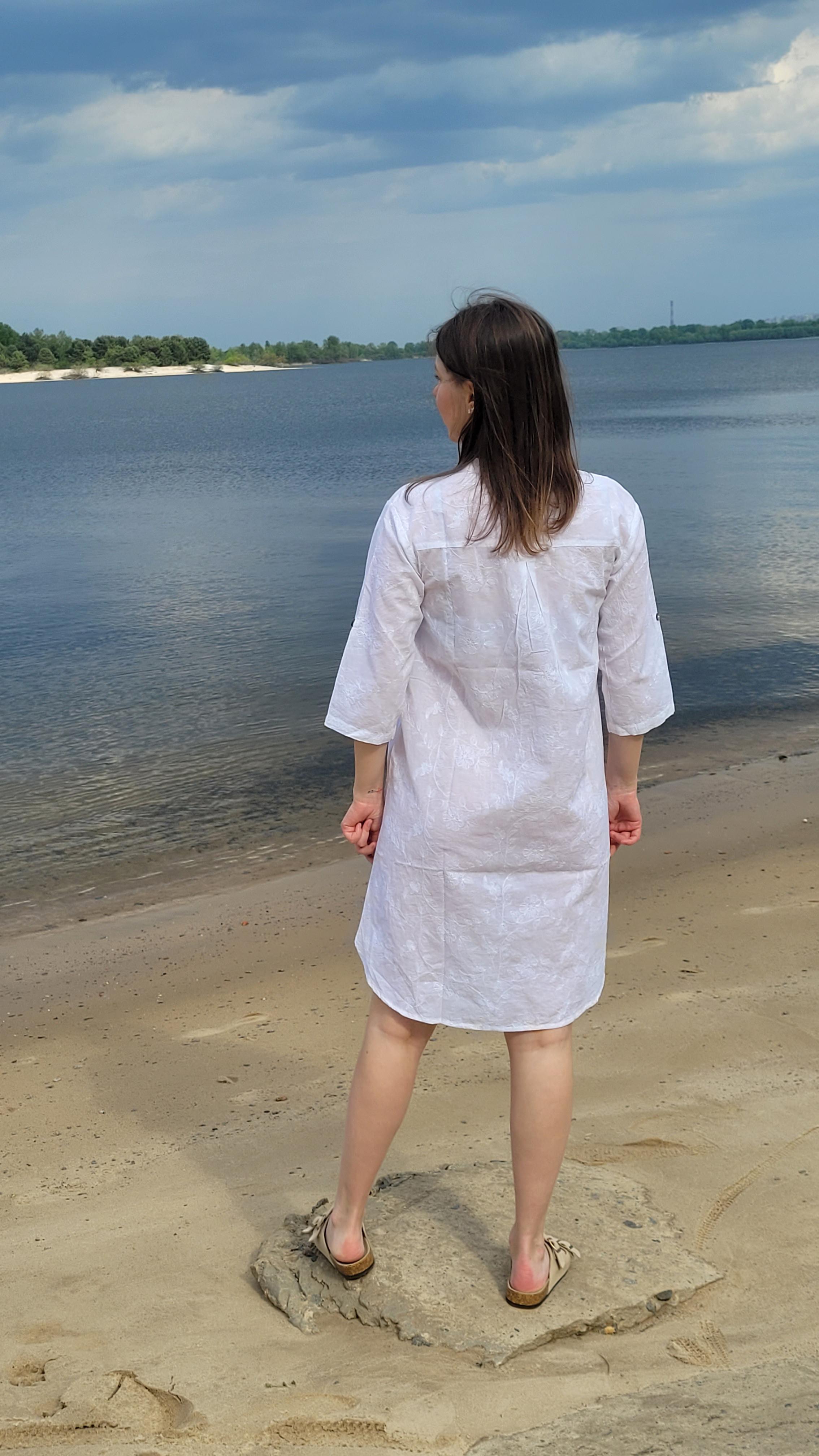 Туніка-сорочка жіноча з вишивкою на ґудзиках L Білий - фото 3 Туніка-сорочка жіноча з вишивкою на ґудзиках L Білий - фото 3