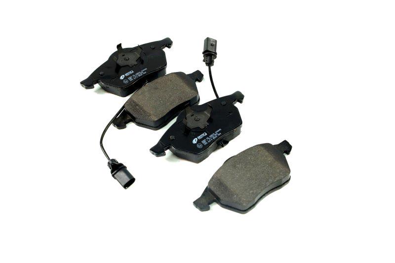 Колодки тормозные дисковые Audi A4 A6 Skoda superb Volkswagen Passat передние (0390.22 Remsa)