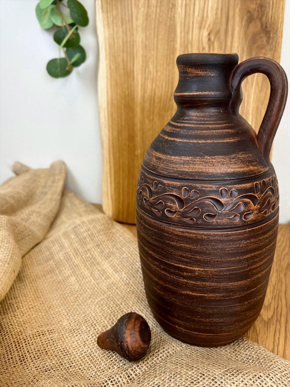 Штоф керамічний керамічний різьблений з ручкою декор 1,5 л (3000-41) - фото 6