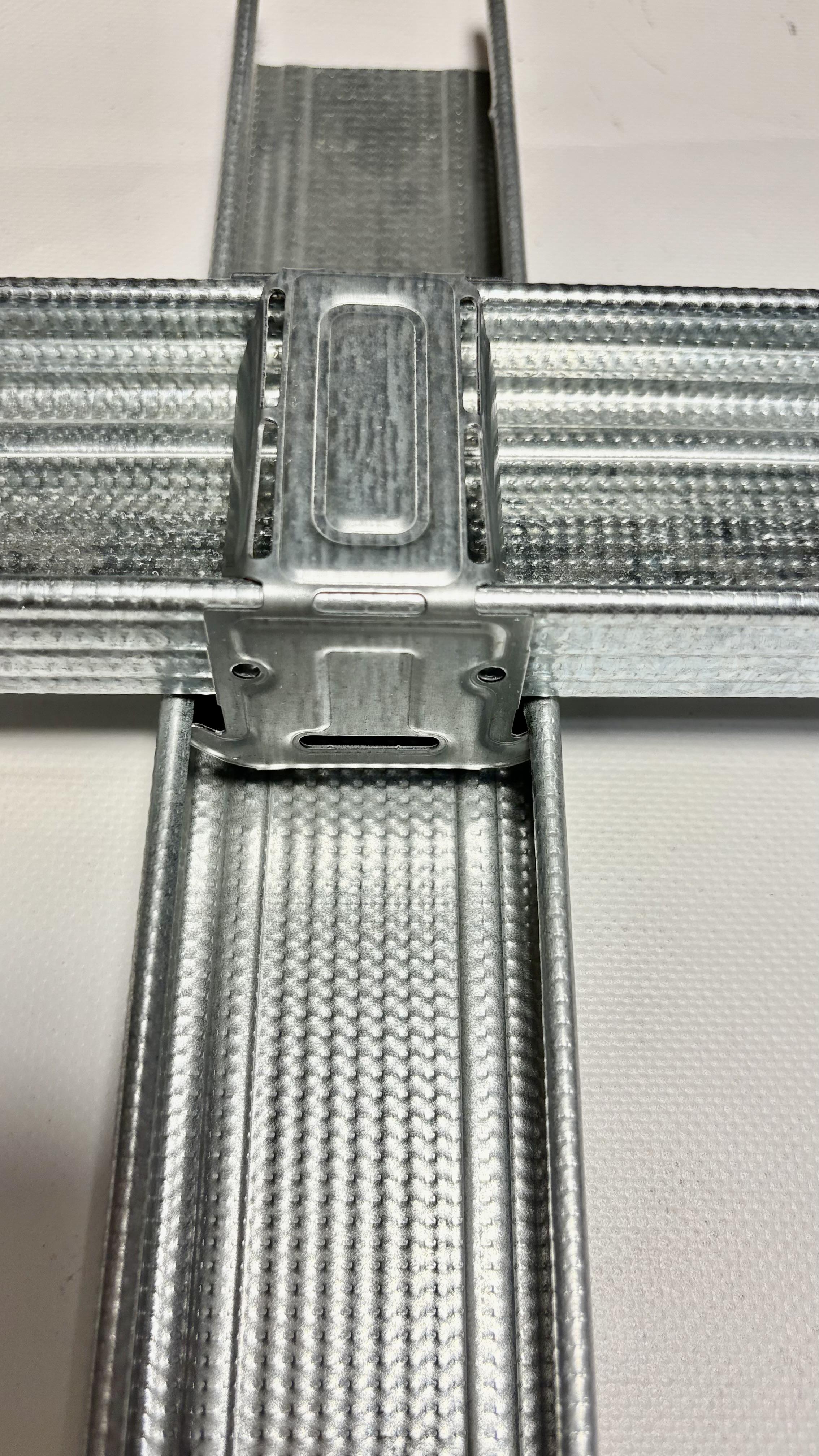 Соединитель двухуровневый крестовый для CD60 профиля усиленный 0,8 мм 100 шт. - фото 6 Соединитель двухуровневый крестовый для CD60 профиля усиленный 0,8 мм 100 шт. - фото 6