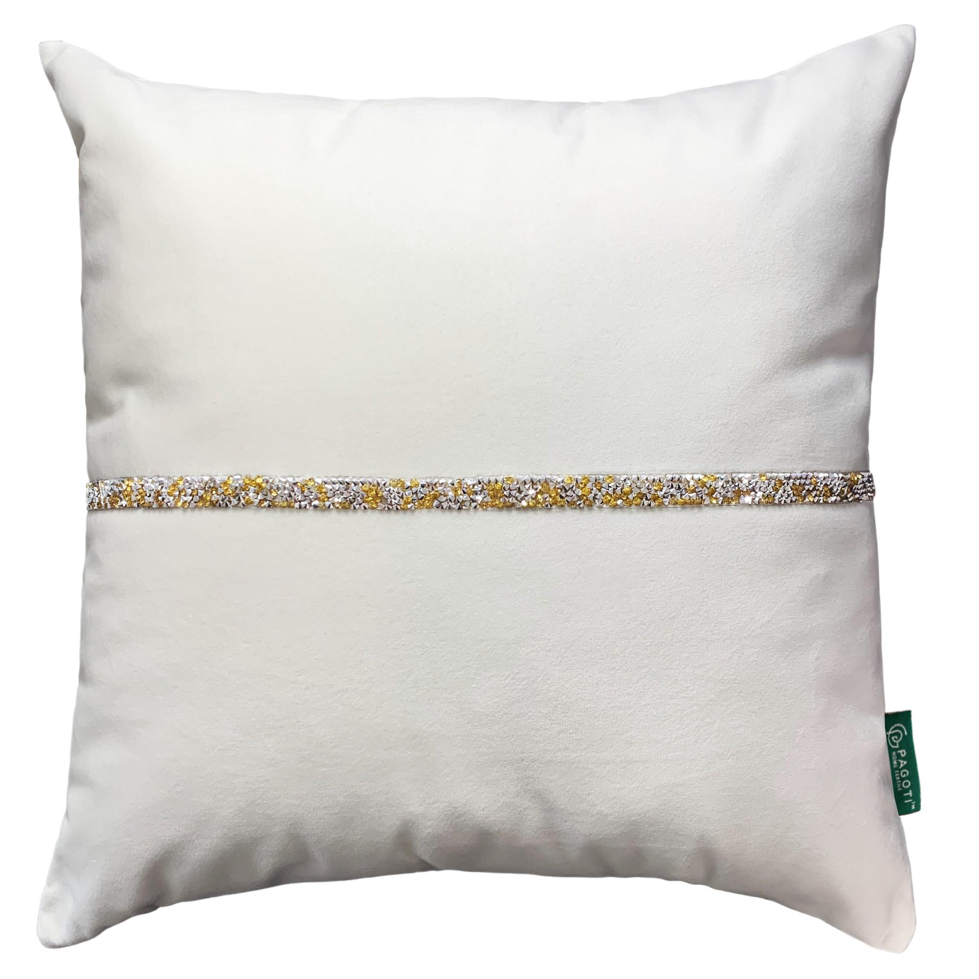 Подушка декоративная PAGOTI Diamond с серебряно-золотистыми стразами 40х40 см Молочный (10306791)