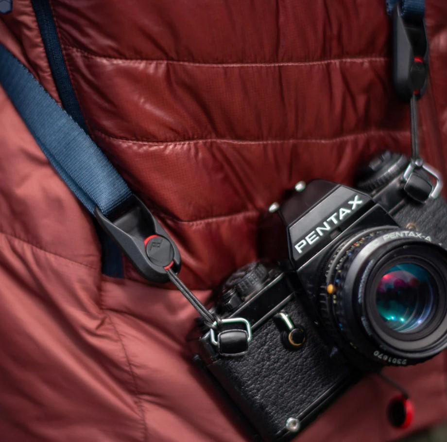 Ремінь для фотокамери Peak Design Leash Midnight (L-MN-3) - фото 4 Ремінь для фотокамери Peak Design Leash Midnight (L-MN-3) - фото 4