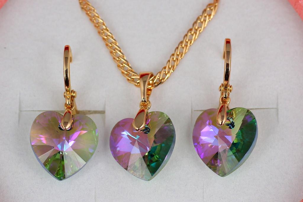 Набор Xuping Jewelry серьги и кулон Сваровские сердечки хамелеон фиолетовые без цепи Золотой