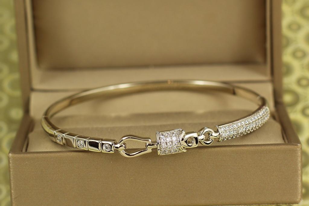 Браслет бенгл Xuping Jewelry Грация металла 57 мм 16-18 см Серебристый (30765785)